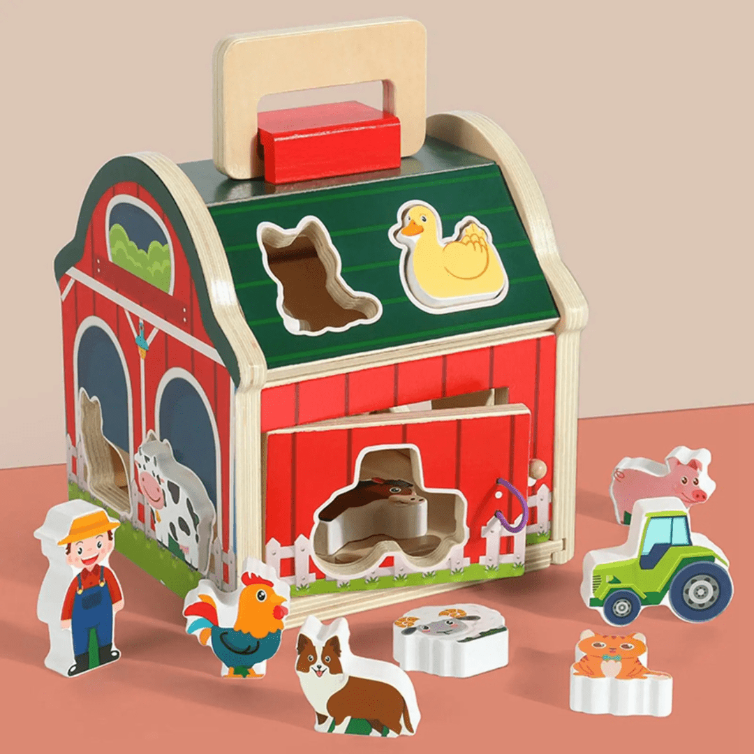 Detail: grünes Holz­dach des Farm Bau™ Sortierhäuschens mit Griff